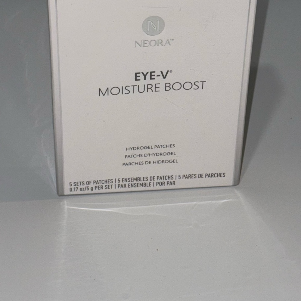 Neora Eye-V Moisture Boost Patches 5 sets 7/23